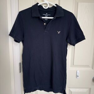 Small American Eagle Outfitters Men's Dark Polo Shirt